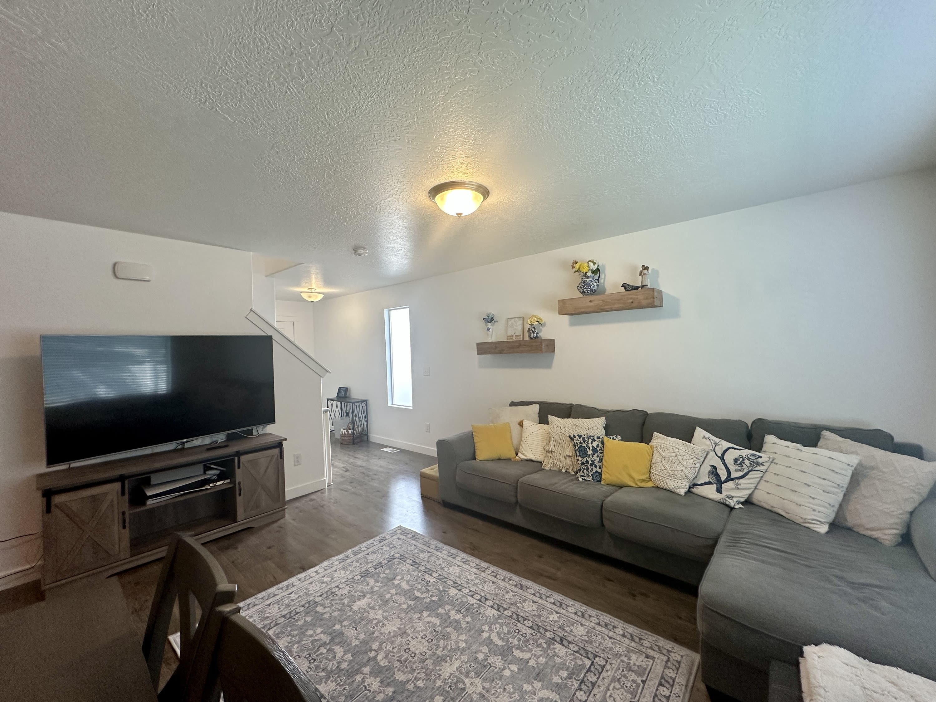 182 Riverbend Road – photo 3
