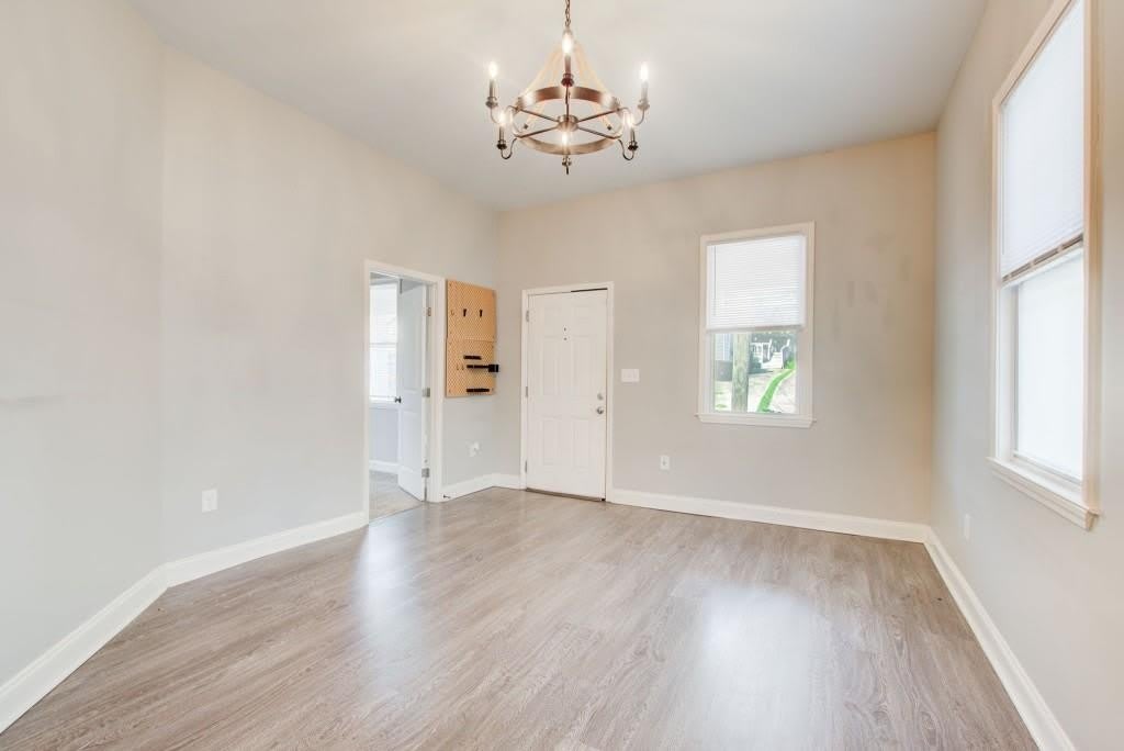 592 Martin Street SE – photo 4