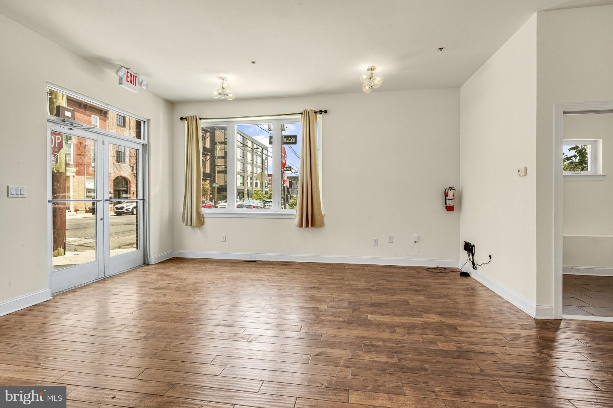1848 N HANCOCK Street – photo 4