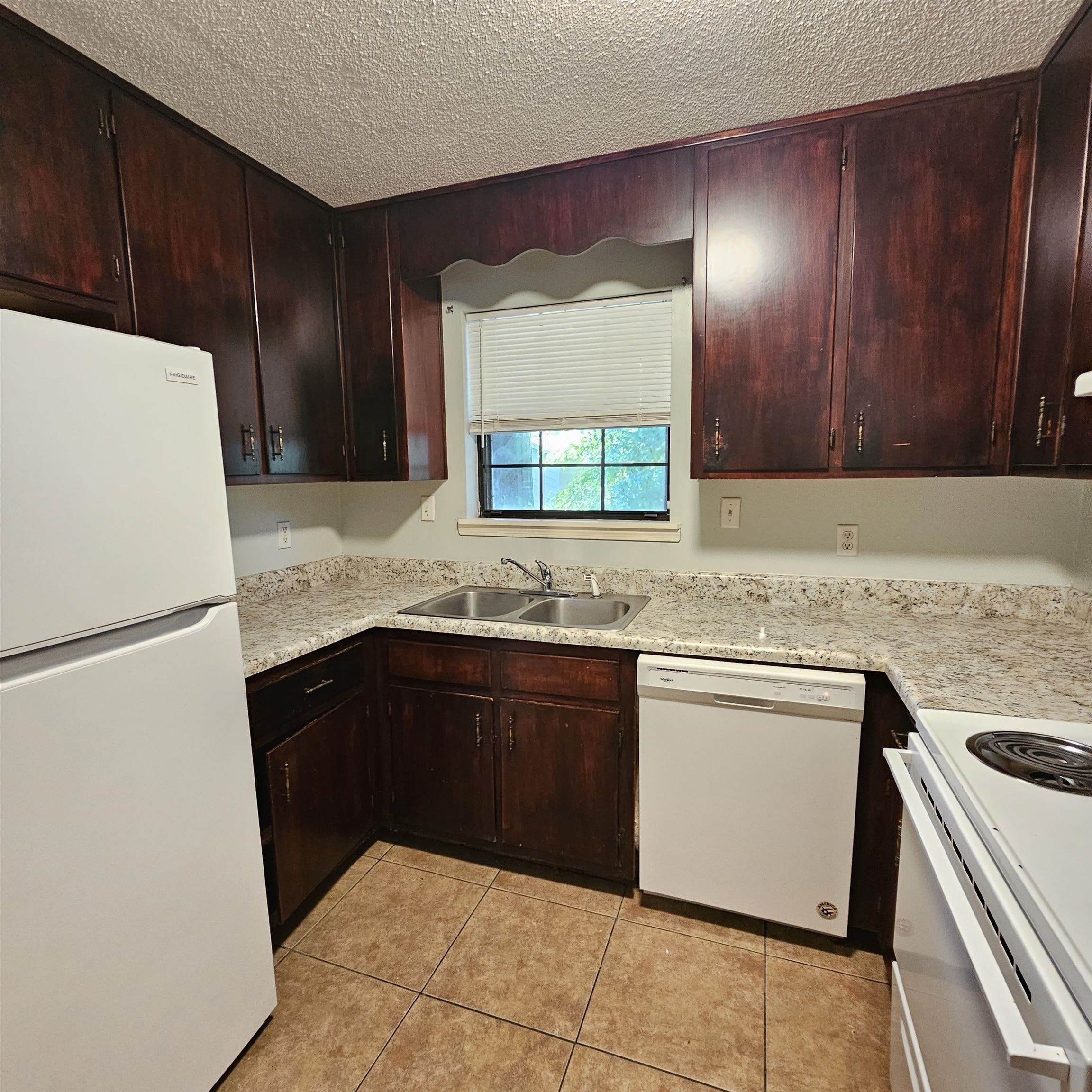 3701 Donovan Drive – photo 5