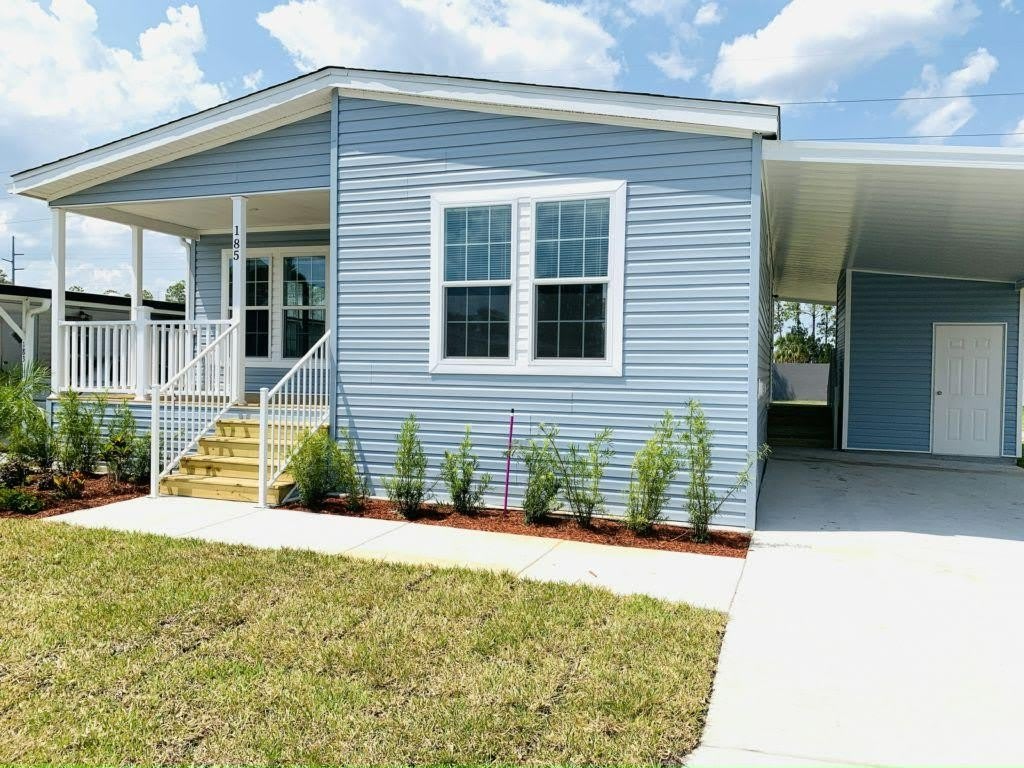 419 Zeeland St – photo 1