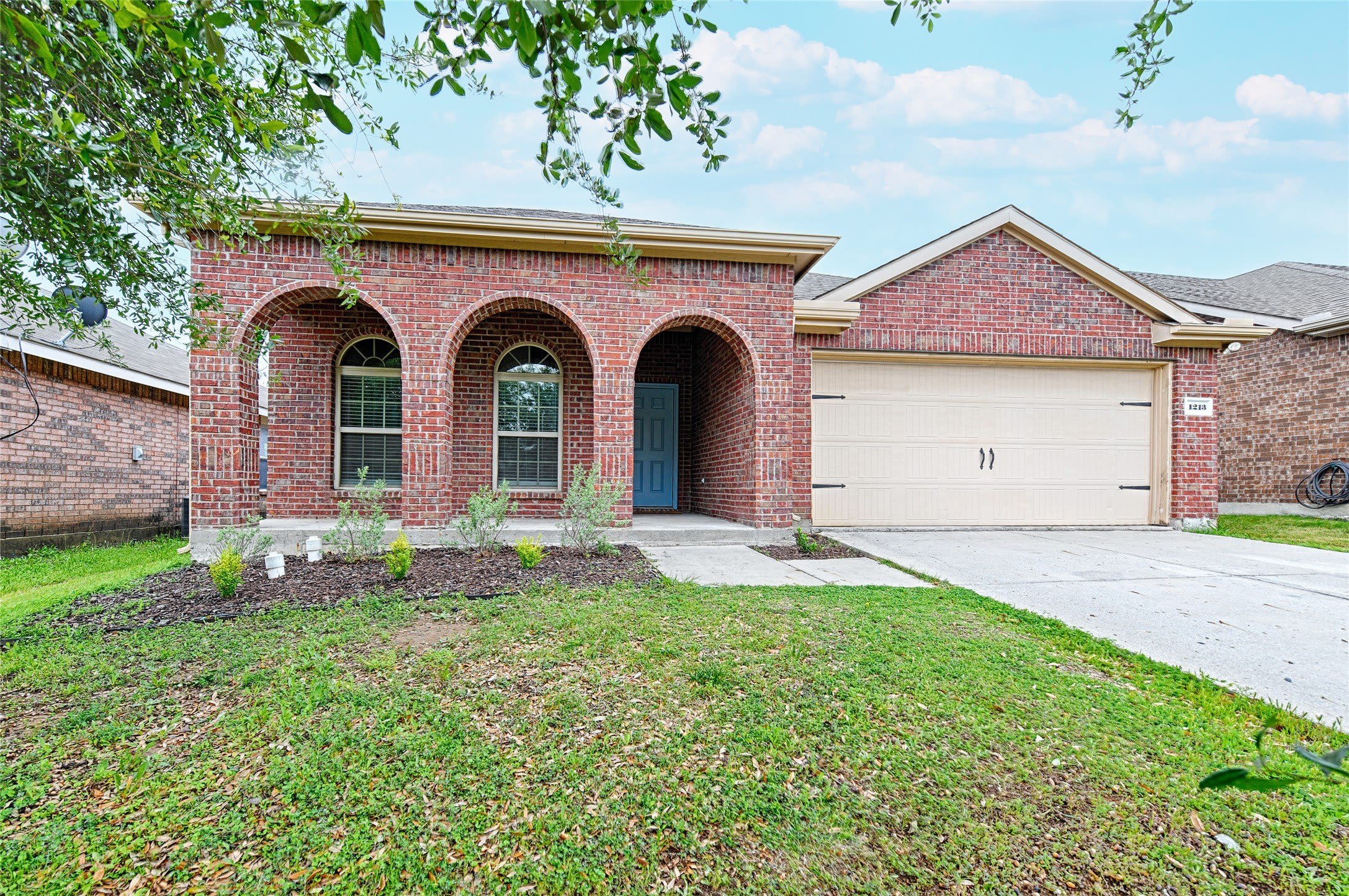 1213 Lambert Drive – photo 2