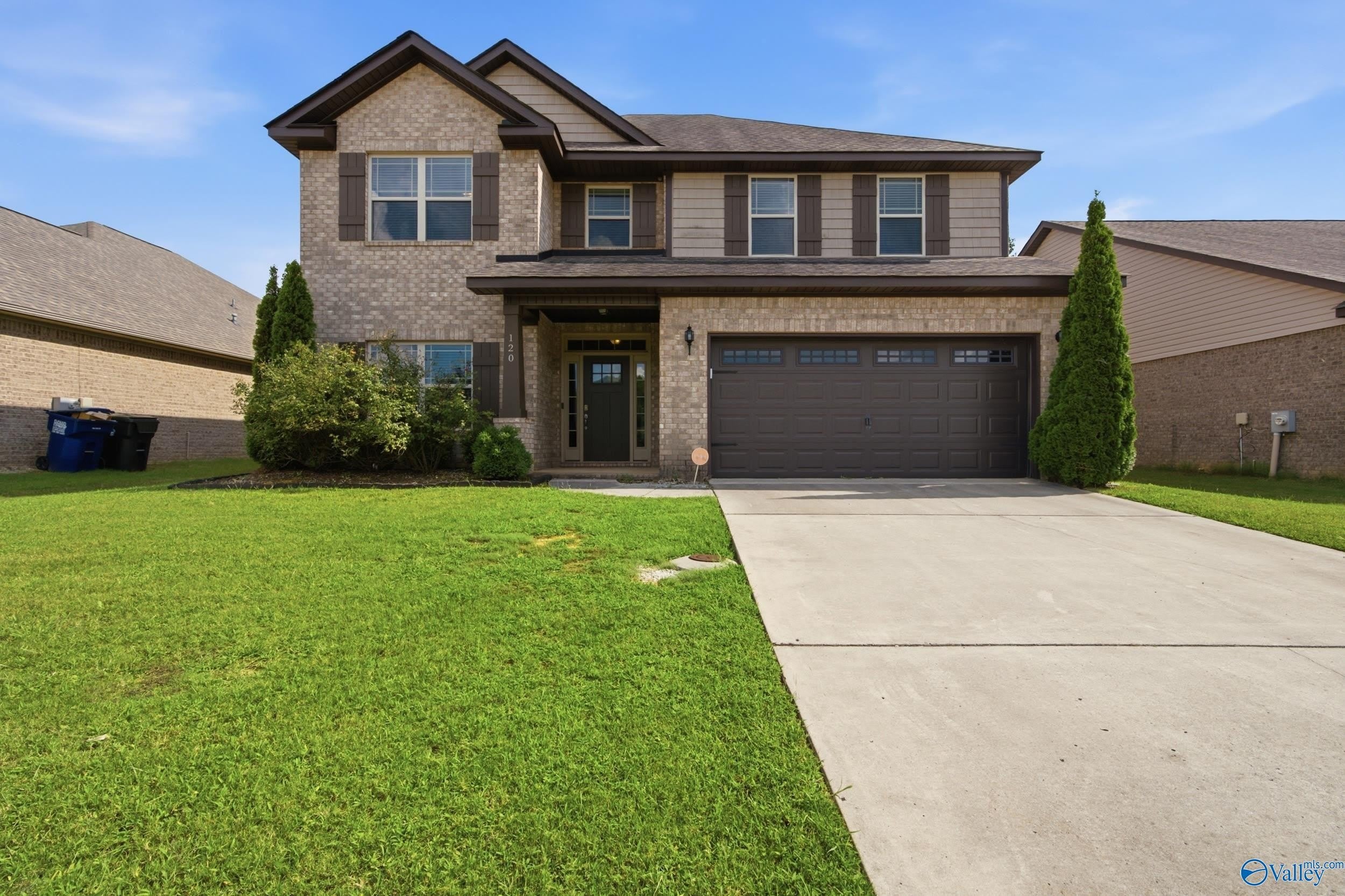 120 Sherwin Avenue – photo 1