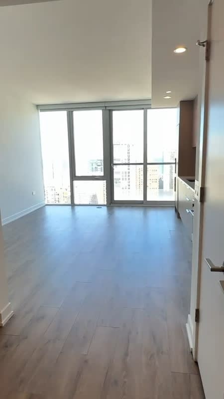 220 W Hill St – photo 5