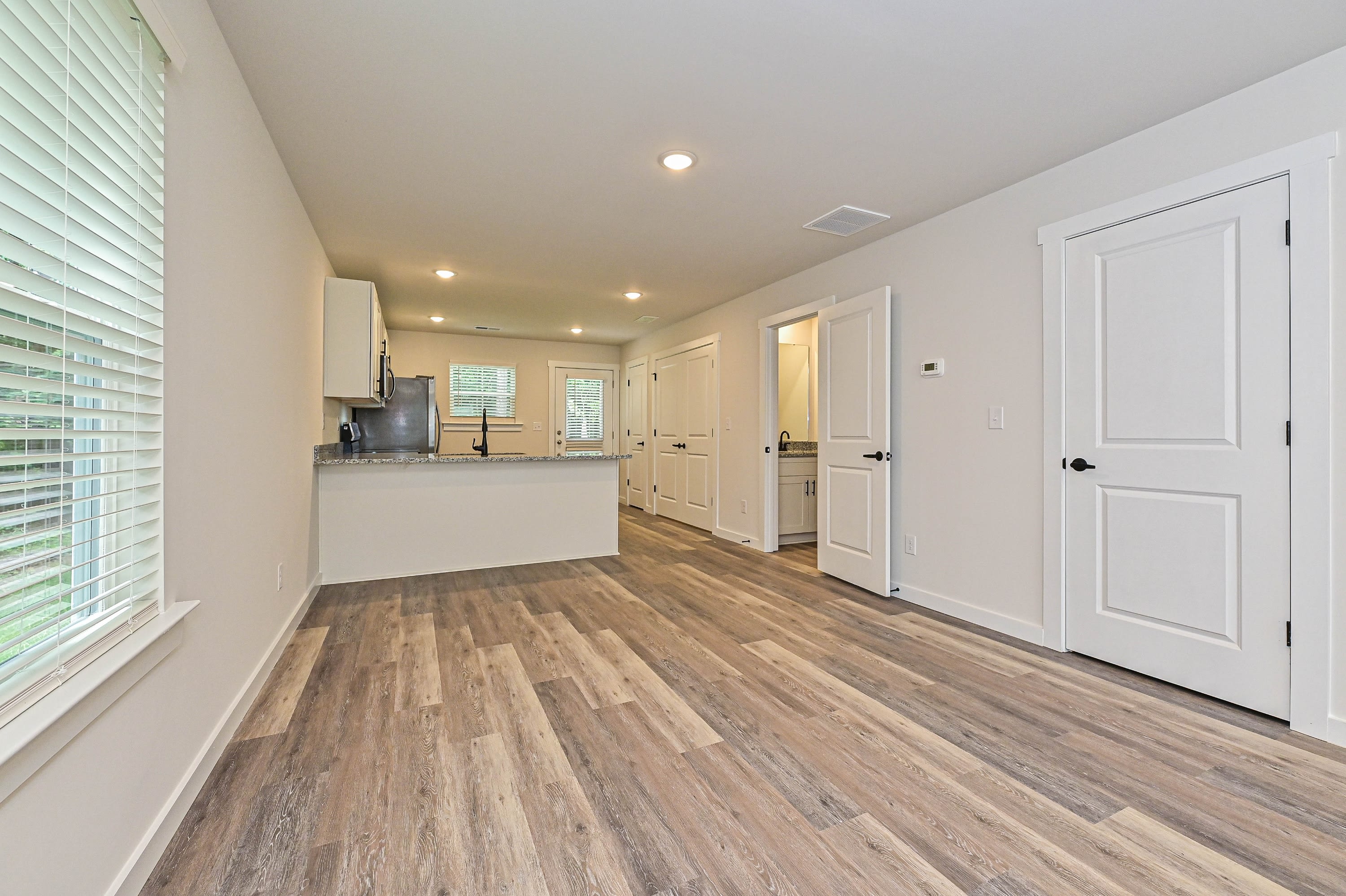 512 12th Avenue Northeast – photo 4