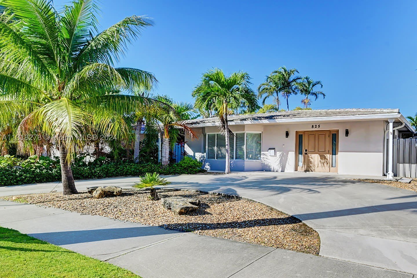 825 Harrison St – photo 3
