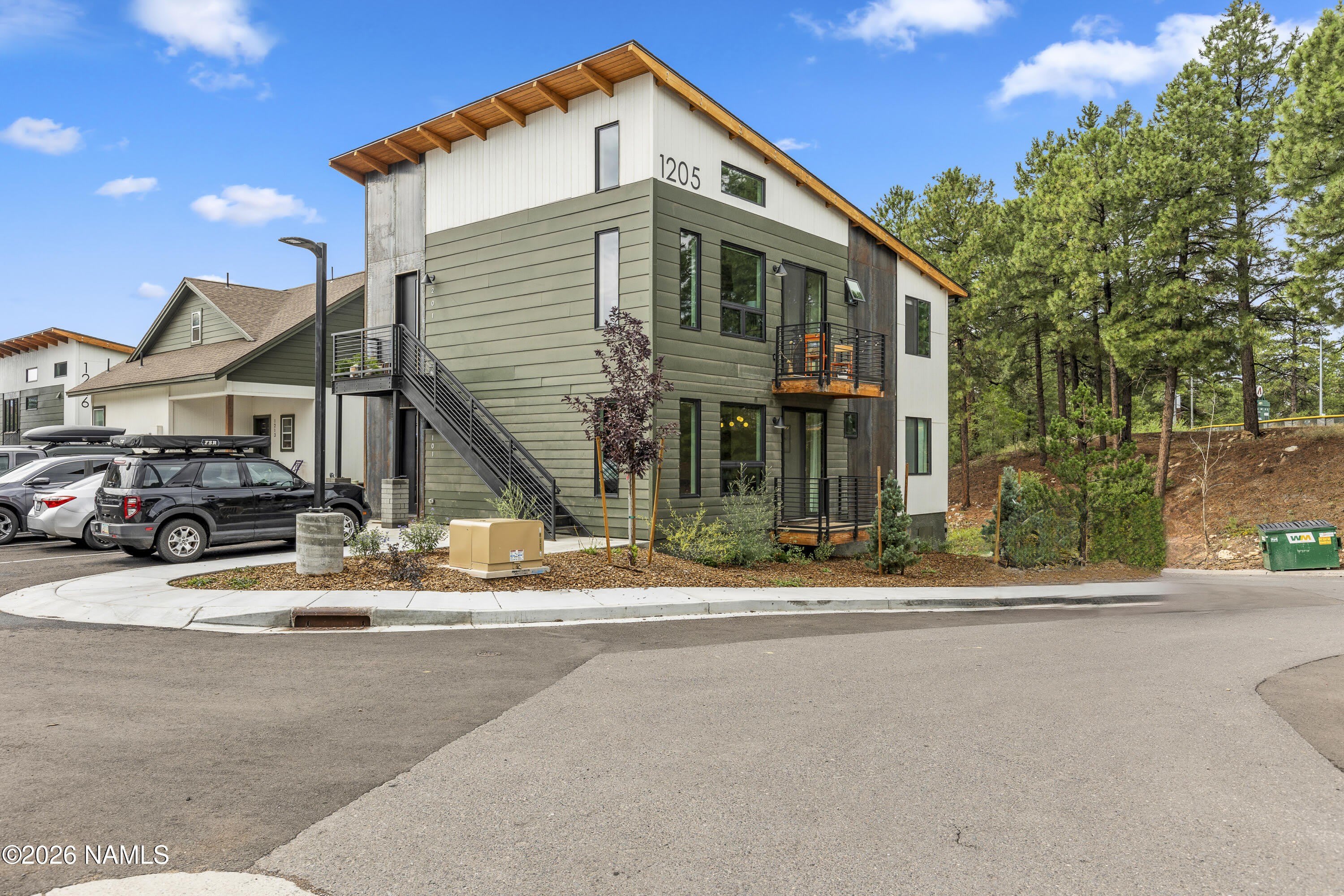 1205 E Jen Drive – photo 4