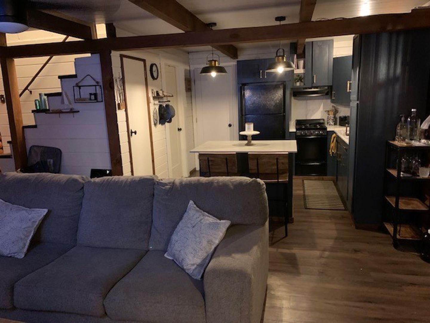 Lovely 3Bd Cabin Style Furnished Home Avail For A Seasonal Lease Starting 5 15 26 Call To Inquire Today – photo 4