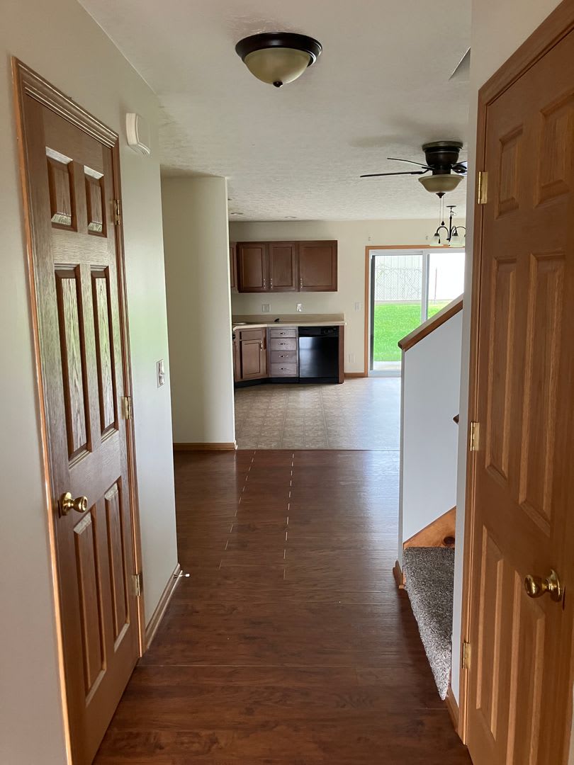 Spacious Two-Story Townhome with Attached Garage! – photo 2