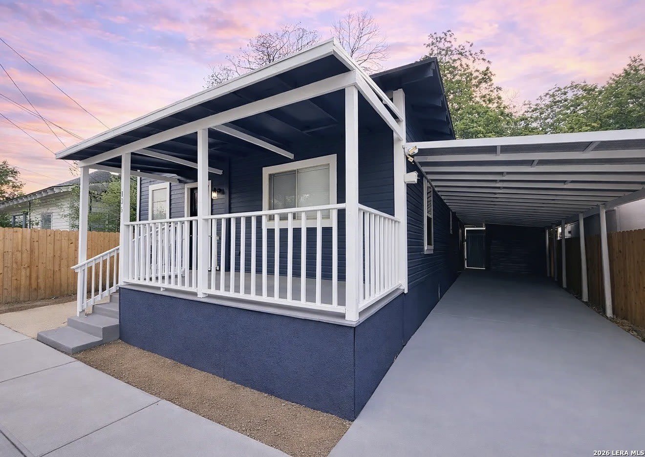 105 Dewitt – photo 2