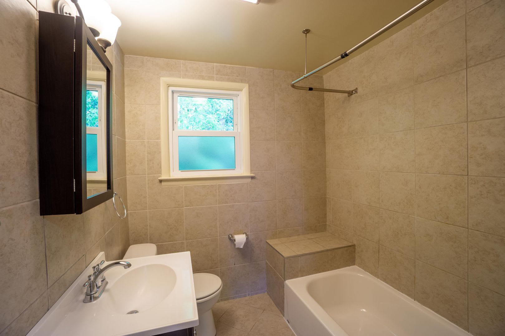 133 Houston Ave – photo 4