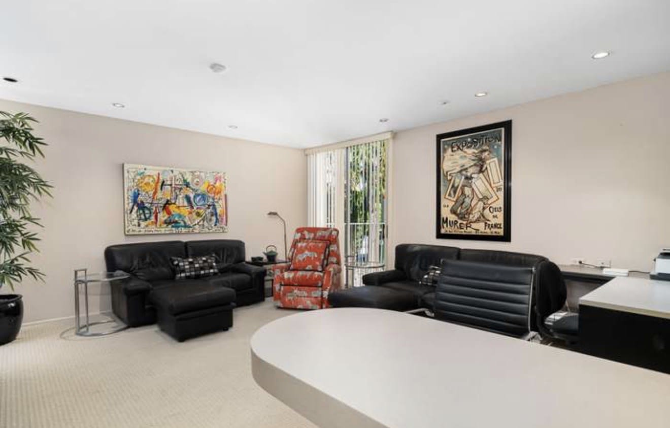 1408 Tamarisk West Street – photo 4