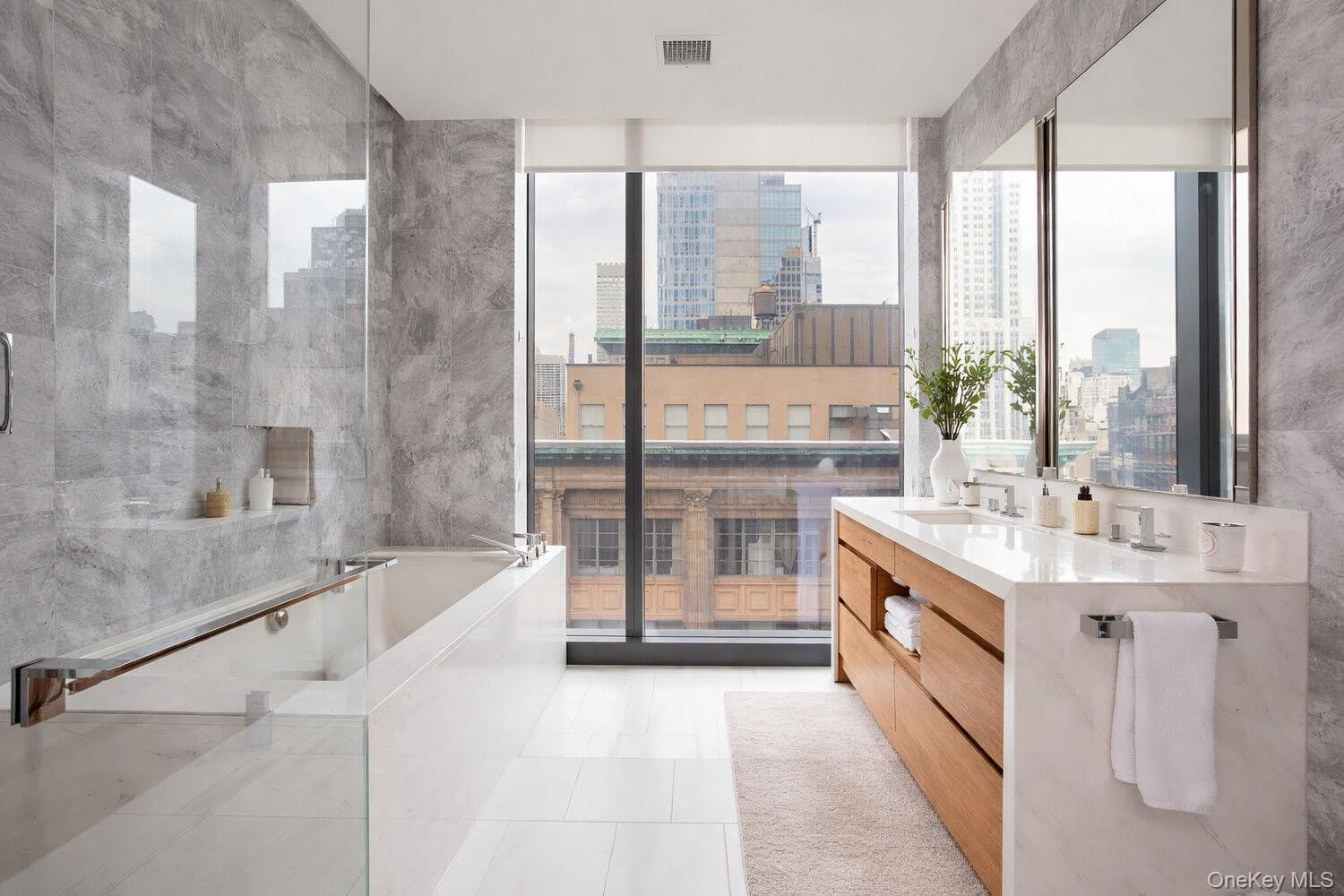 277 5TH Avenue – photo 4