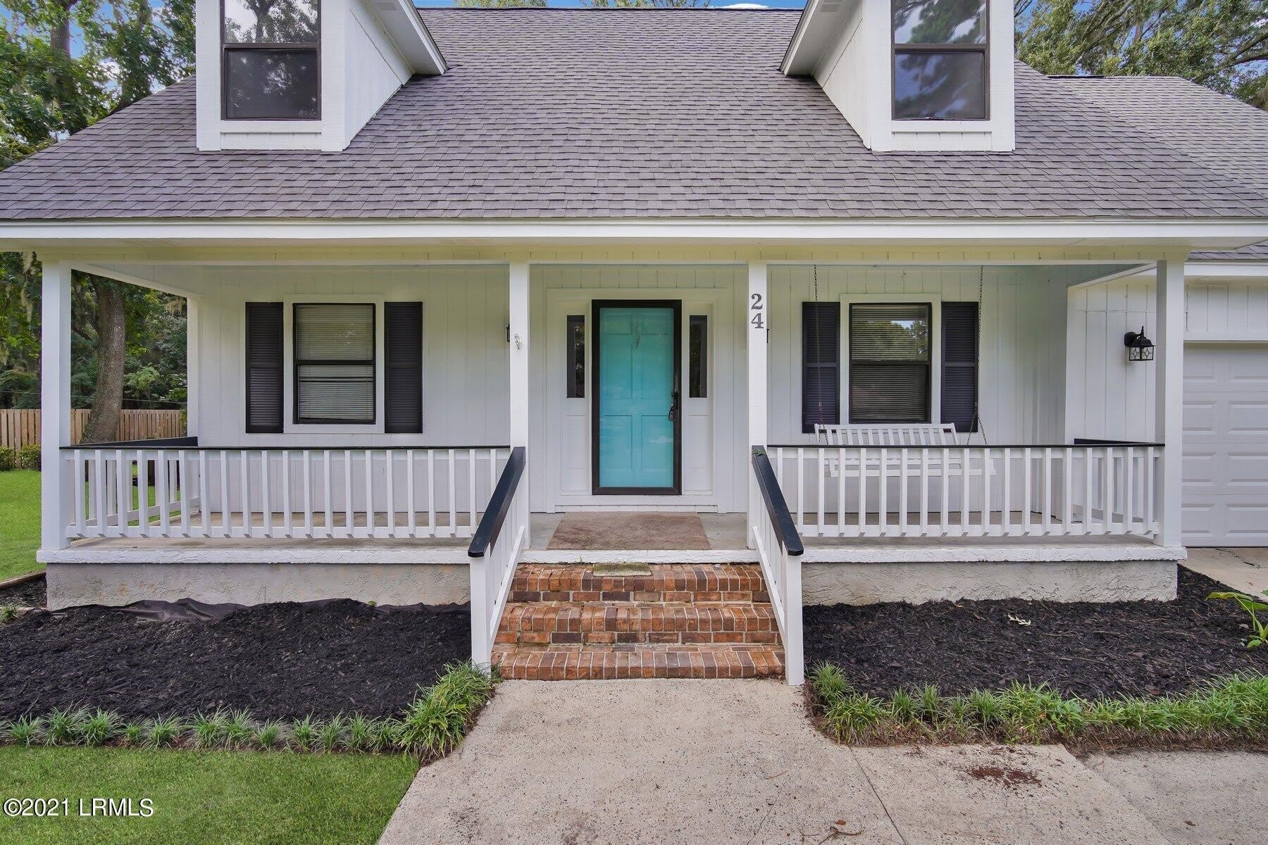 24 Chesterfield Lake Drive – photo 2