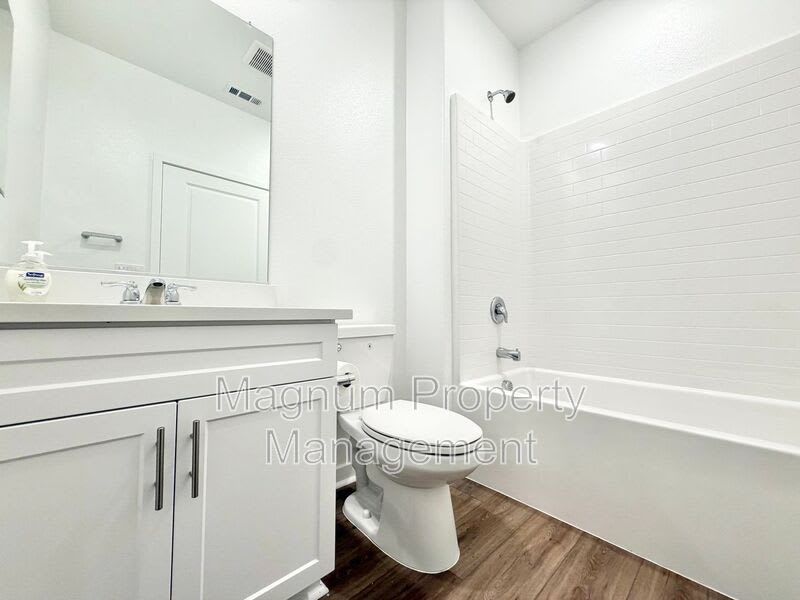 31404 Lolite Dr – photo 5