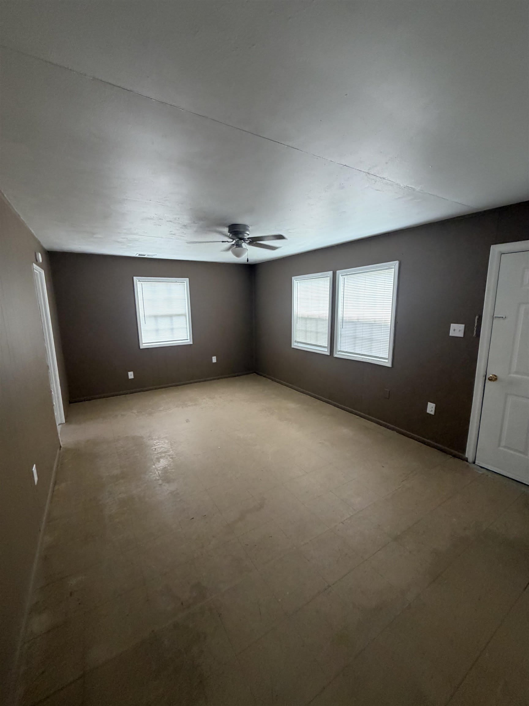4886 SARATOGA Ave – photo 5