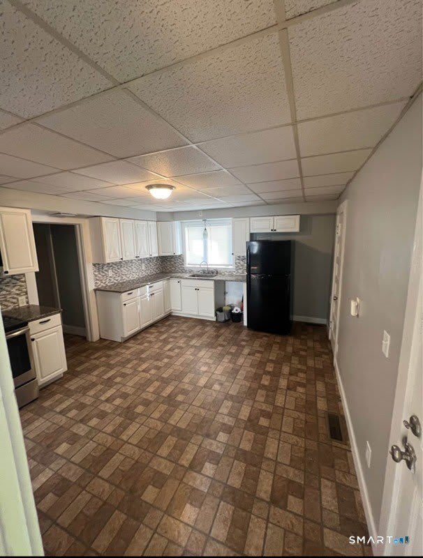 811 East Street – photo 3