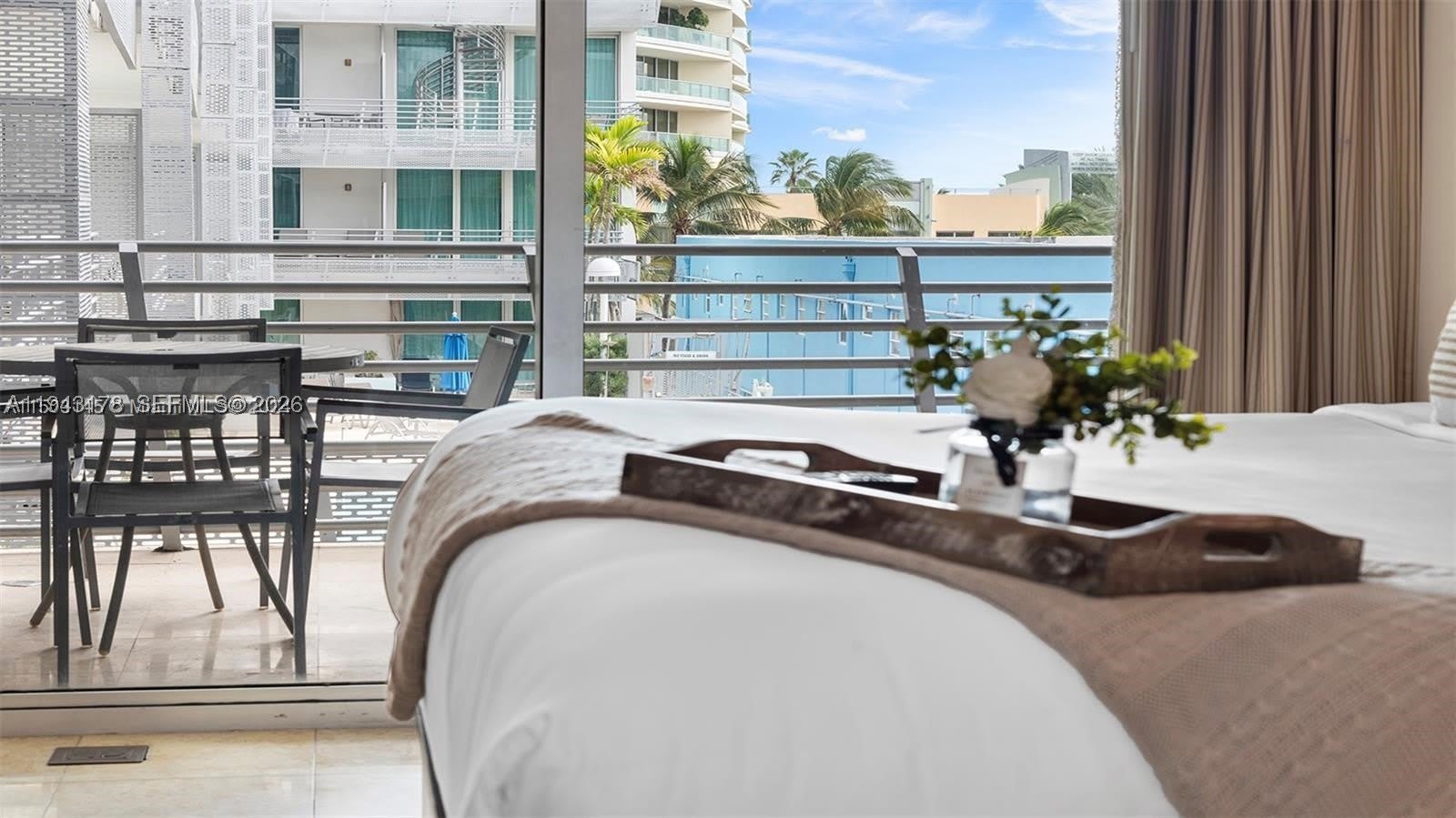 1437 Collins Ave – photo 3