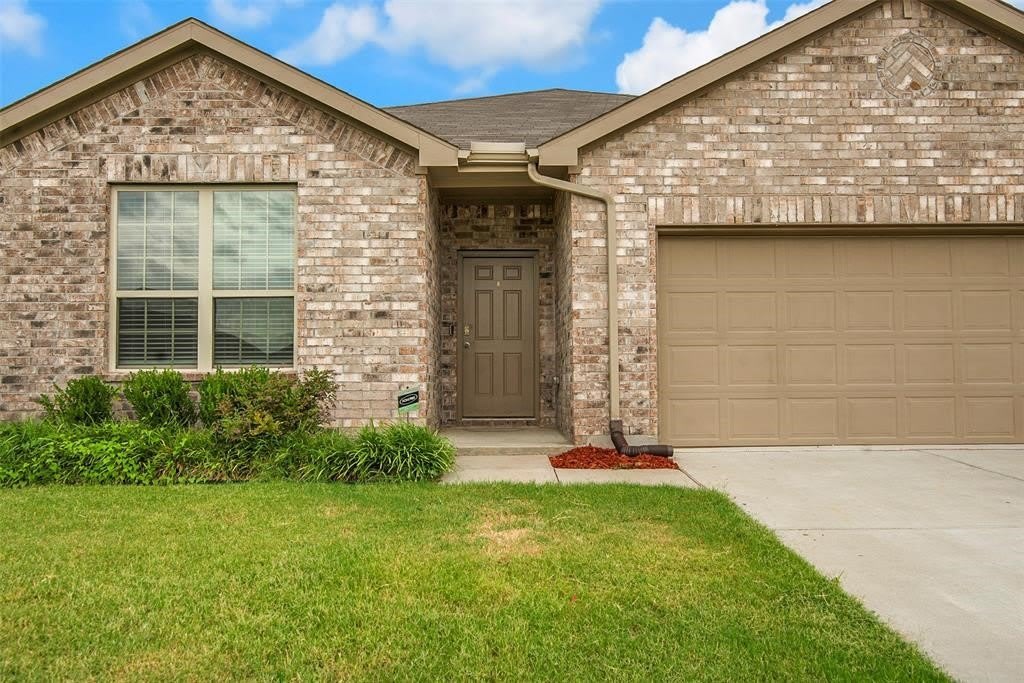1021 Waverly Drive – photo 1