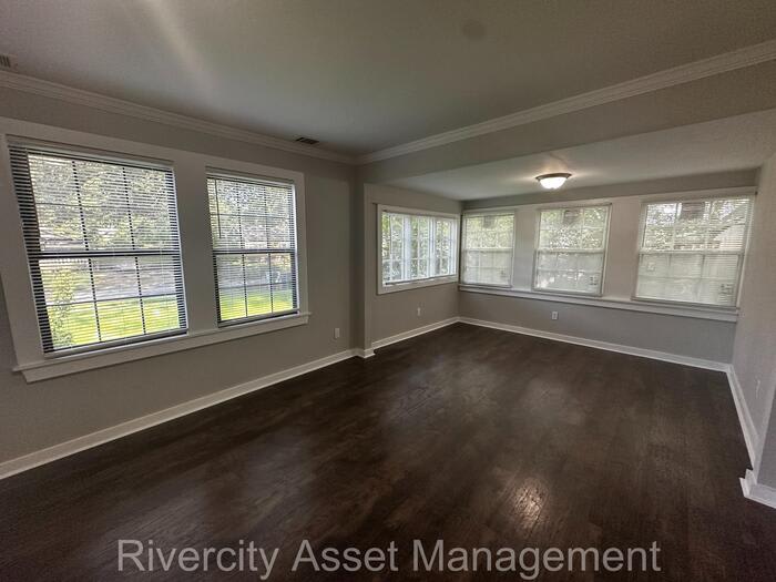 554 Sandridge Street – photo 5