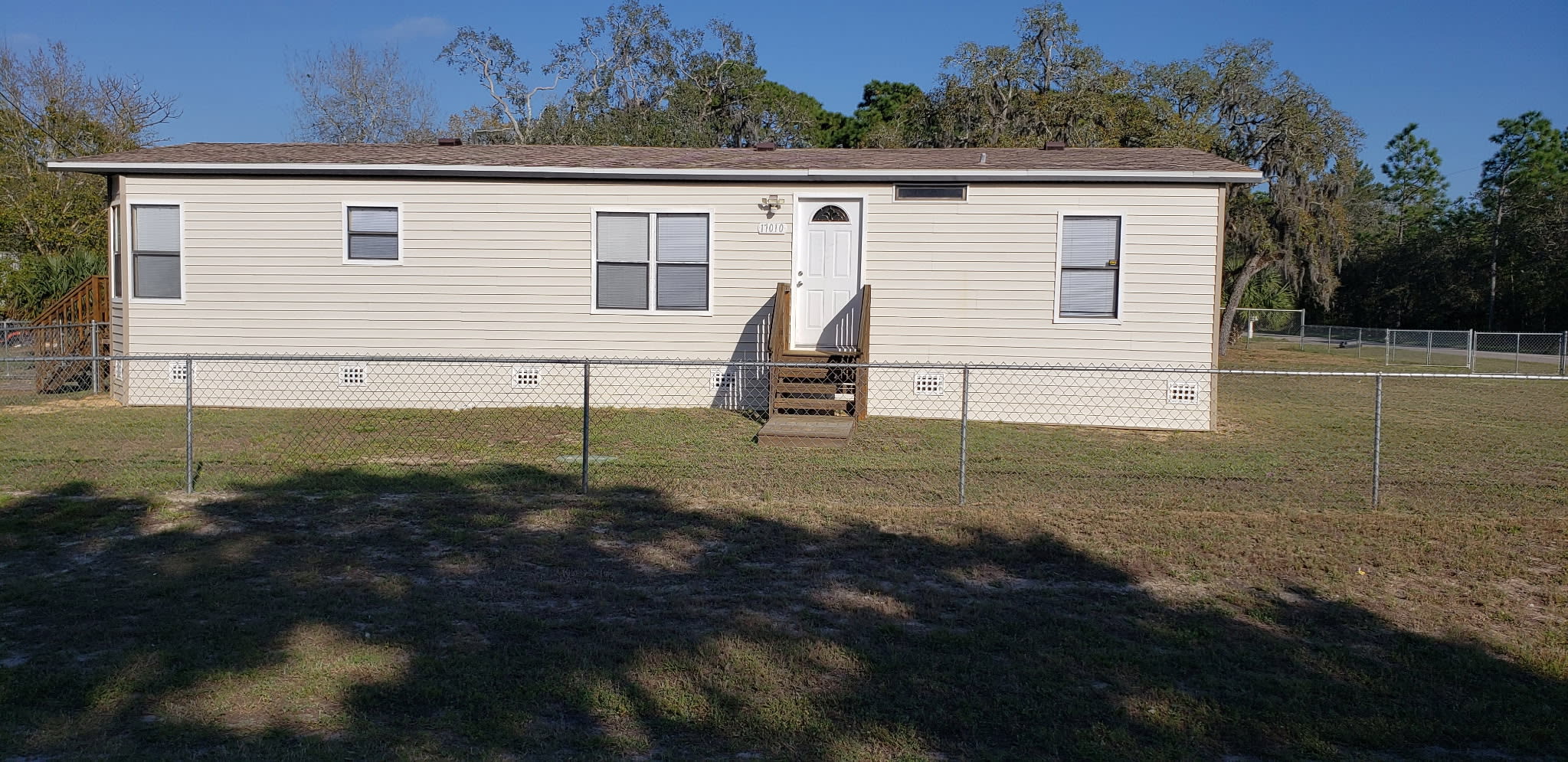 17010 Meridian Blvd – photo 5