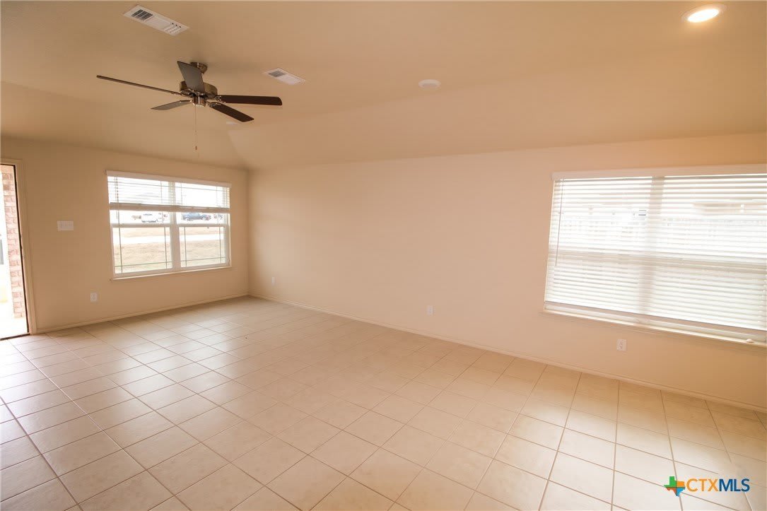 1705 Montell Street – photo 3