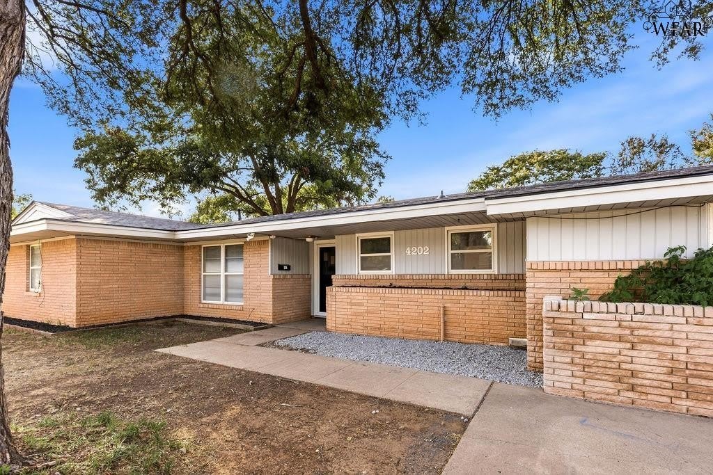 4202 MEADOWBROOK DRIVE – photo 3