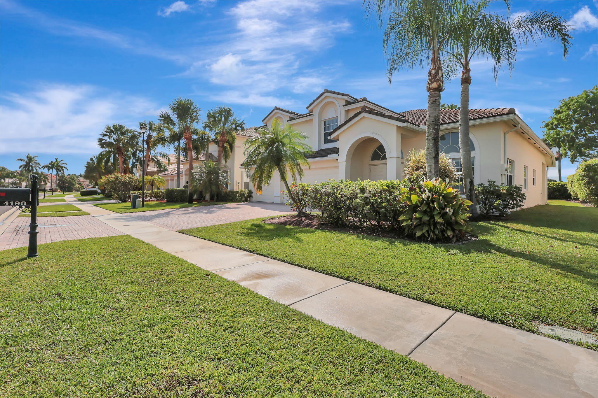 4190 Bahia Isle Circle – photo 4