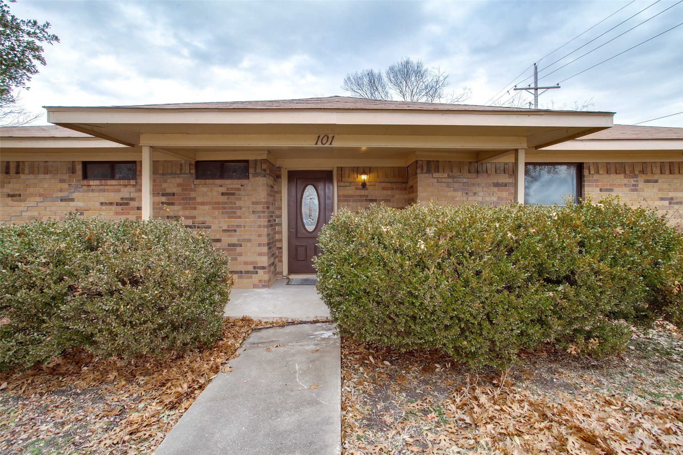 101 Teakwood Drive – photo 2