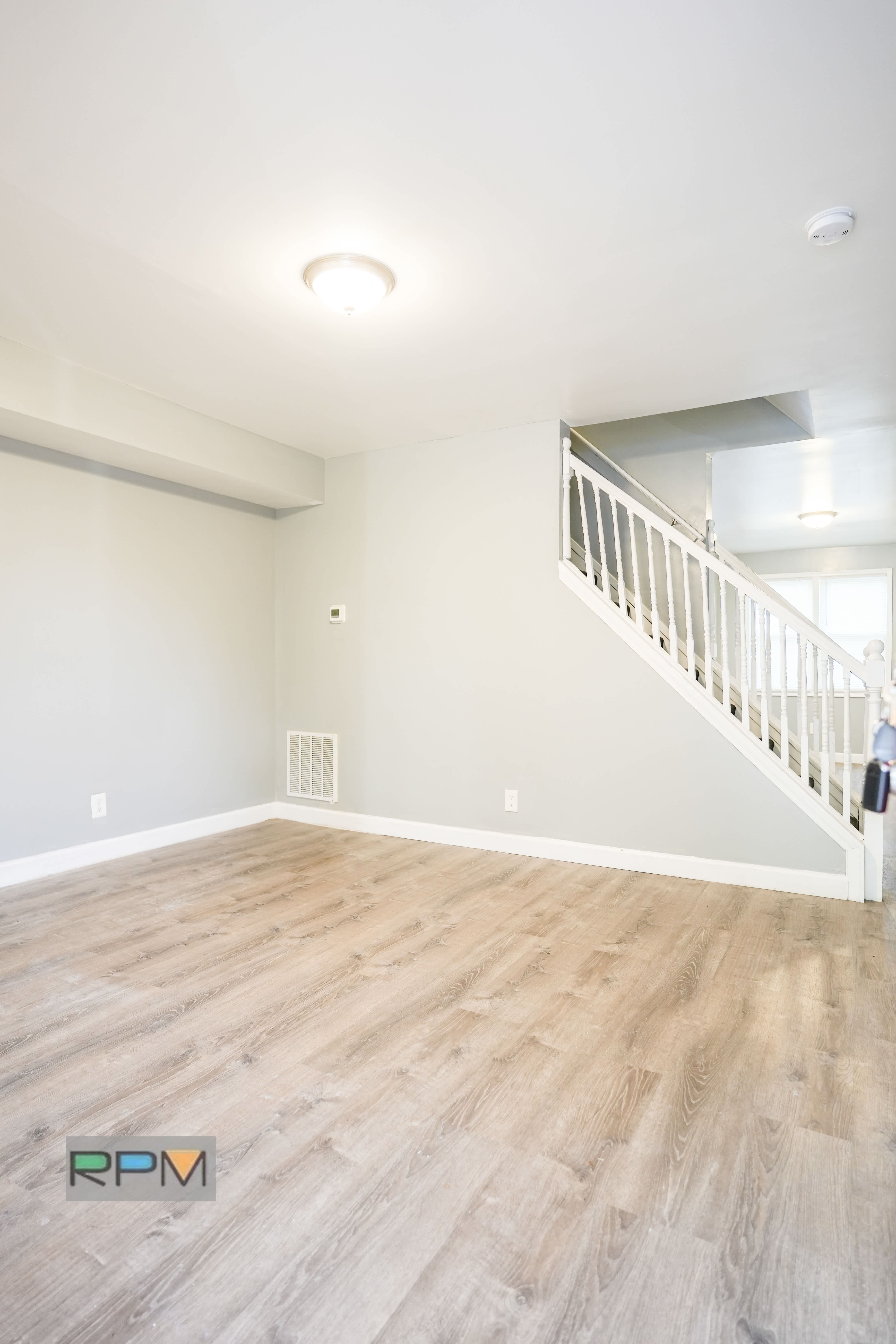 1156 Monroe Cir – photo 3