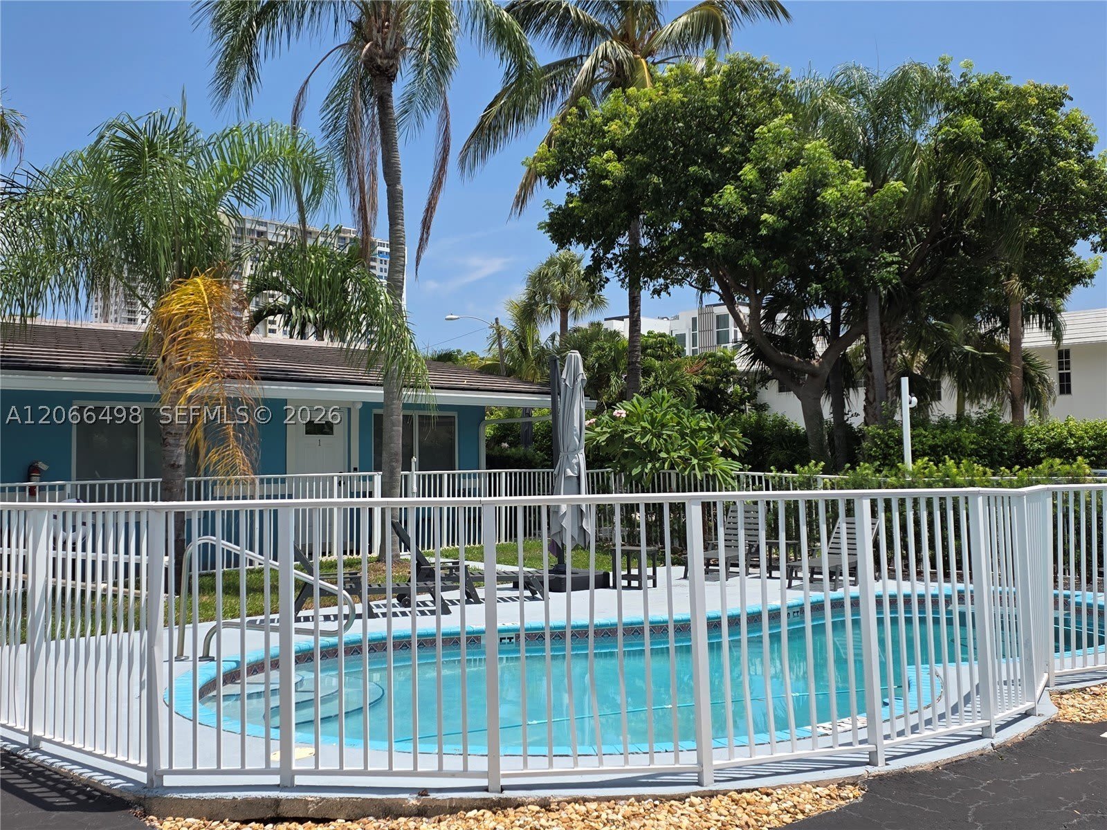 509 Hibiscus Ave – photo 2