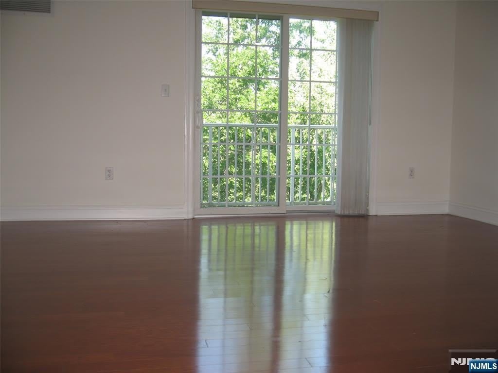 2411 Windsor Park Court – photo 3