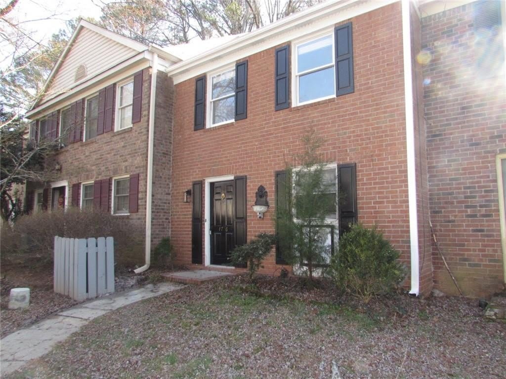 1716 Twin Brooks Drive – photo 2