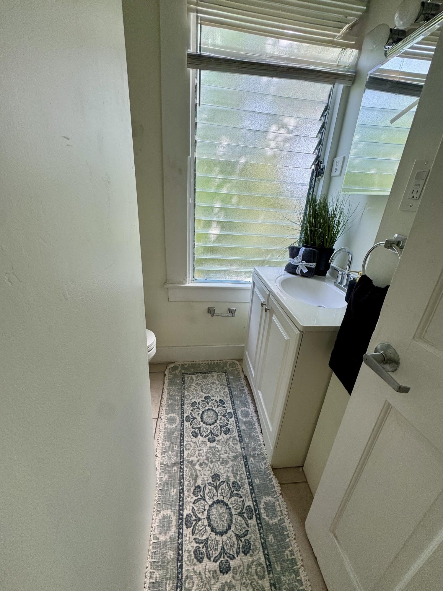 1120 Washington Street – photo 5