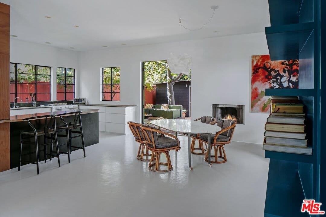2311 Louella Ave – photo 3