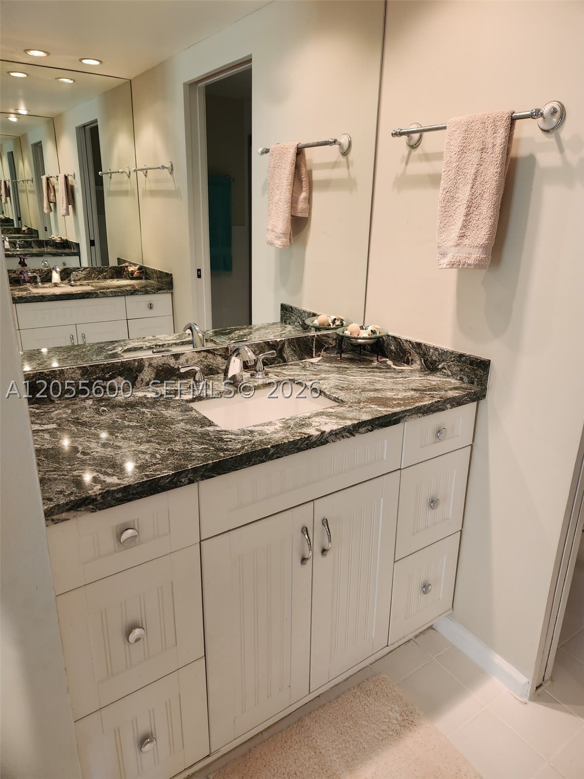 5460 N Ocean Dr – photo 3