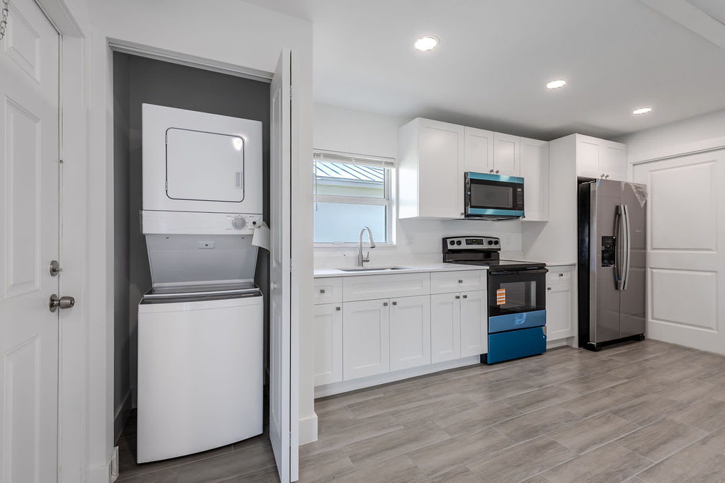 3018 Southeast Iris Street, Unit 2 – photo 2