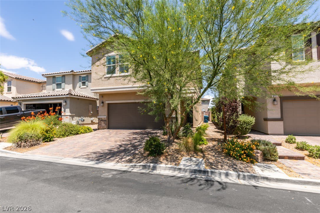 9726 Cluny Avenue – photo 2