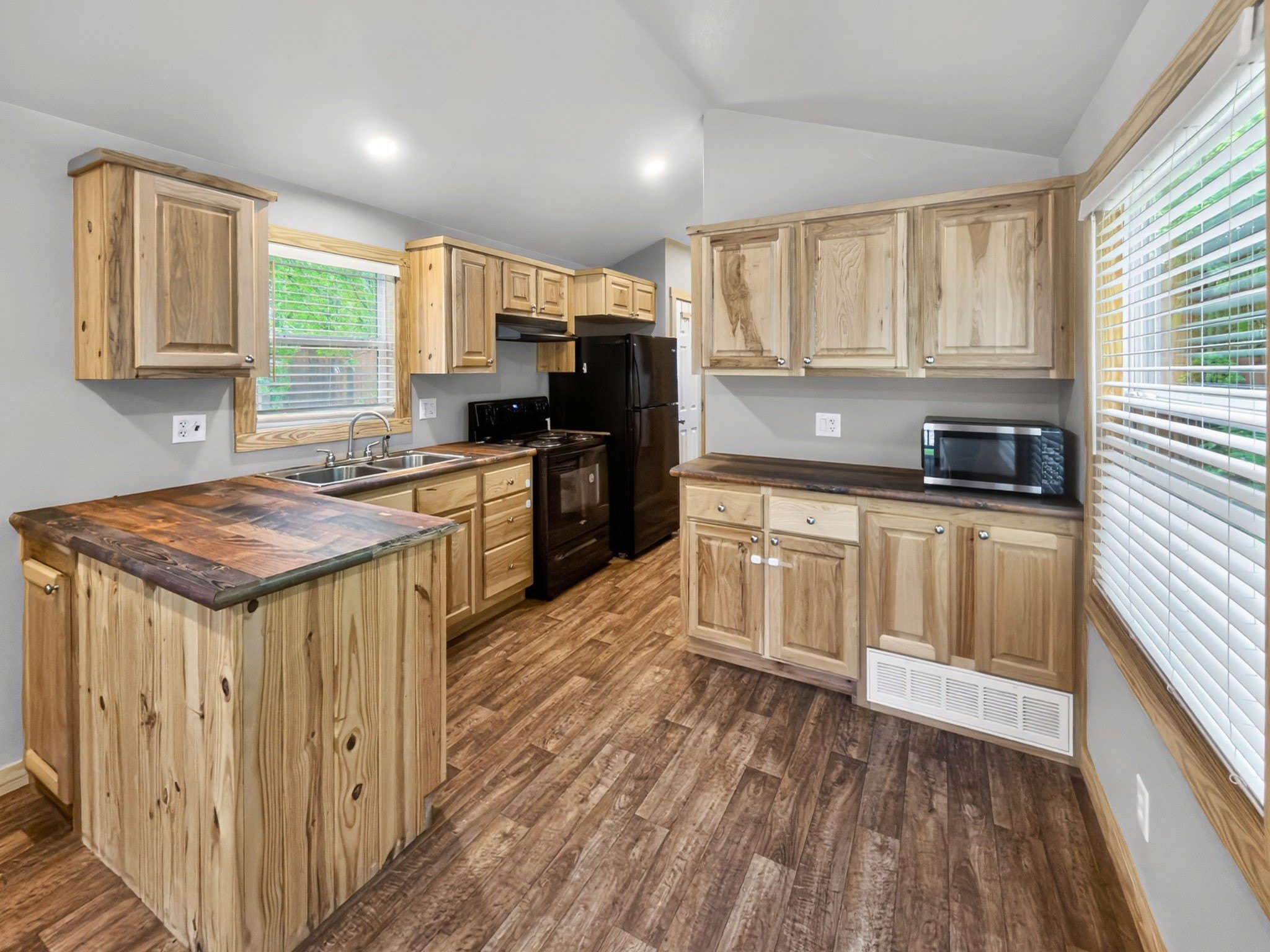 761 Paxton Road – photo 4