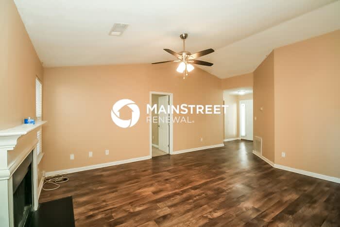 2070 Tudor Drive – photo 5