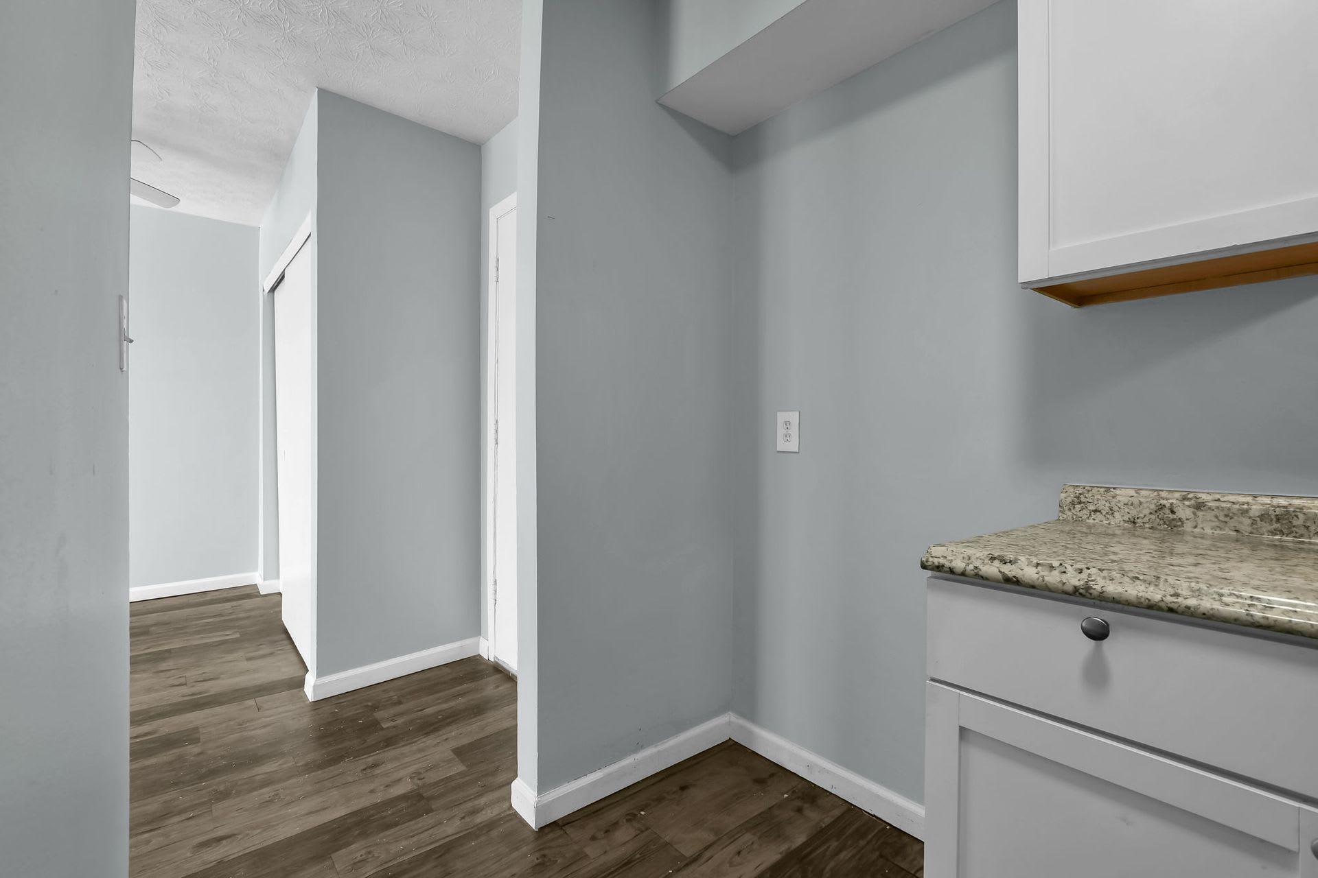 2 Bedroom Apartment – photo 2