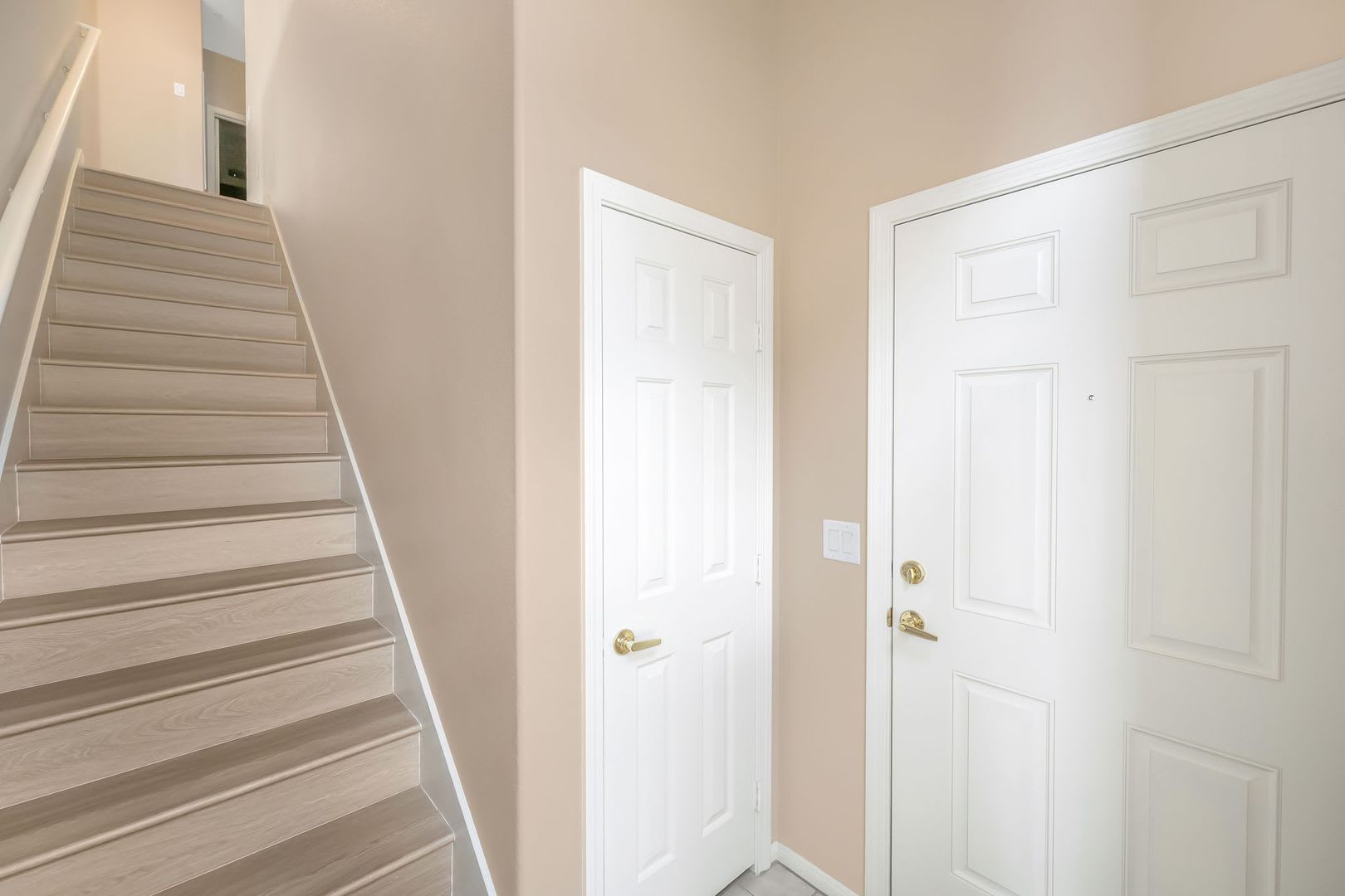 Spacious 3-Bedroom Condo in Gated Southwest Las Vegas Community! – photo 4