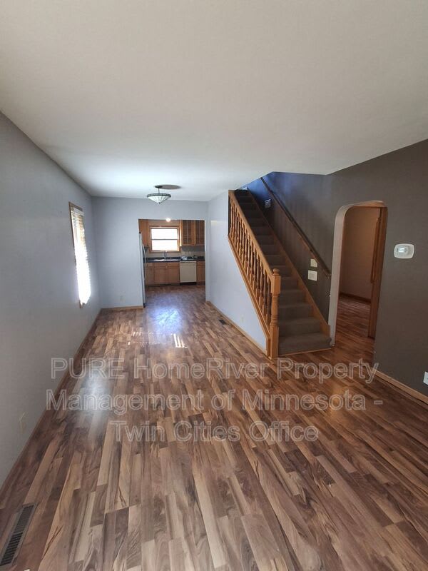 3321 37th St E – photo 1