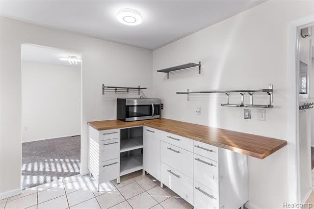 22582 WINFIELD RD – photo 5