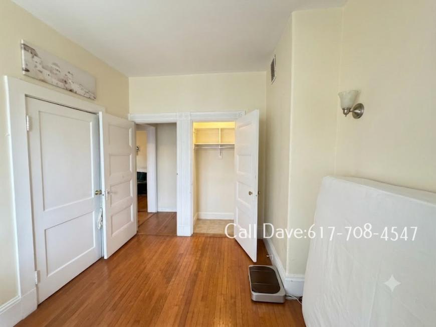 38 Ridgemont St. – photo 4