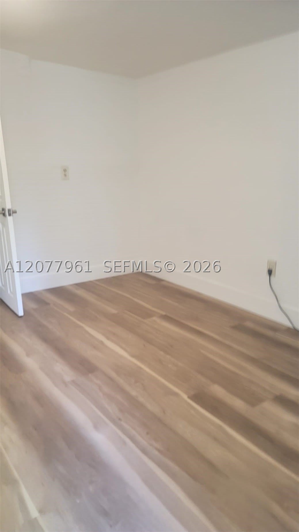 842 NW 107 St – photo 3