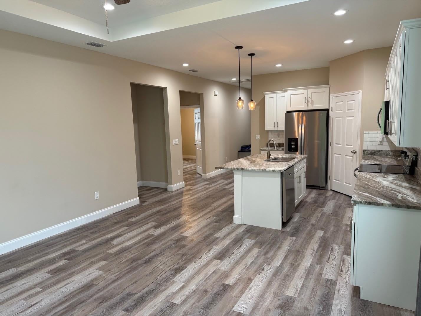 540 LINDSAY ANNE Court – photo 5