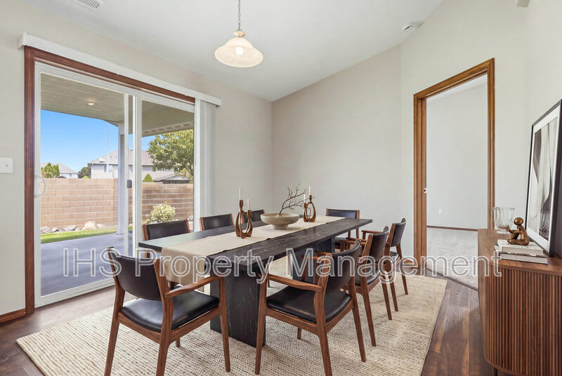5520 Leon Ct – photo 3