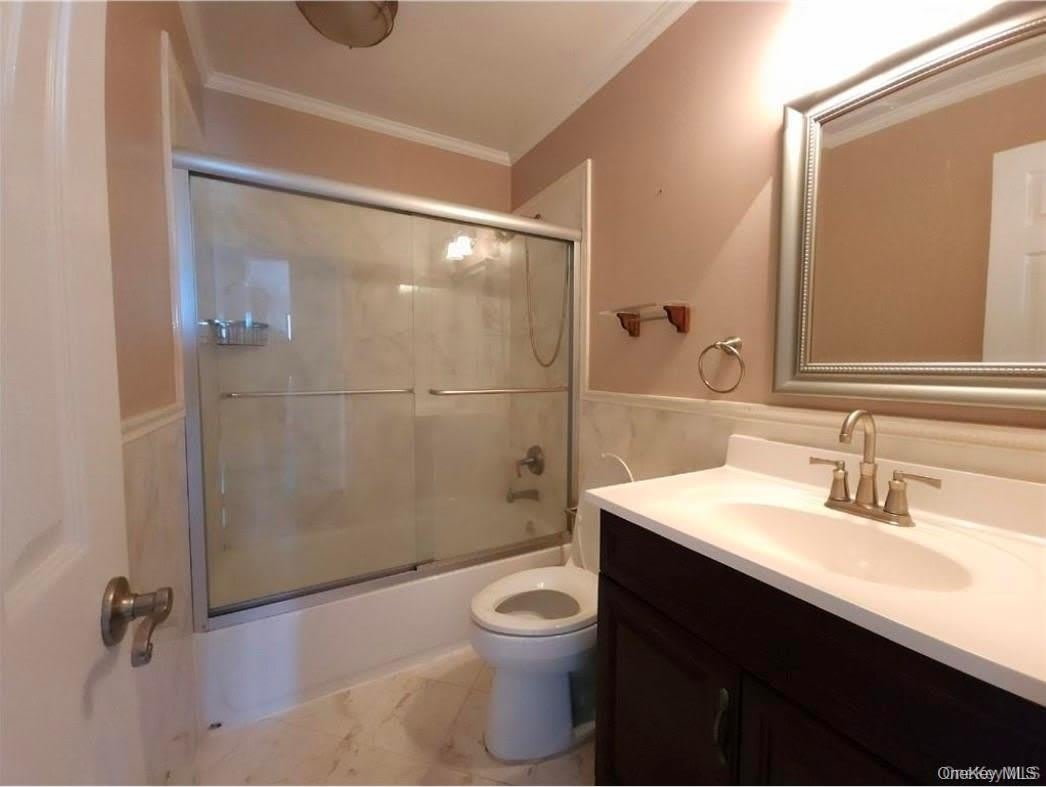 15 Greenridge Avenue – photo 5
