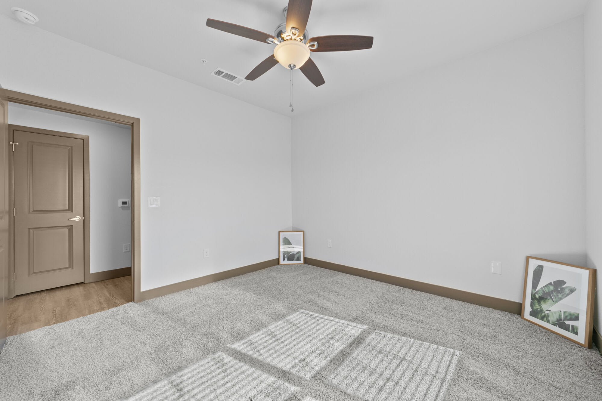 Deer Park Apartments – photo 5